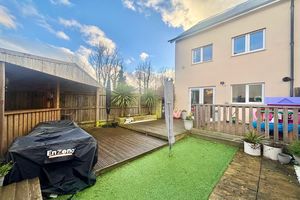 Photo 10- click for photo gallery